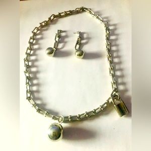 Hardware Set Necklace with earrings